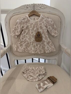 🦢 0~3 Mth Organic Cotton Neutral Beige Floral Baby Dress with Matching Bloomers